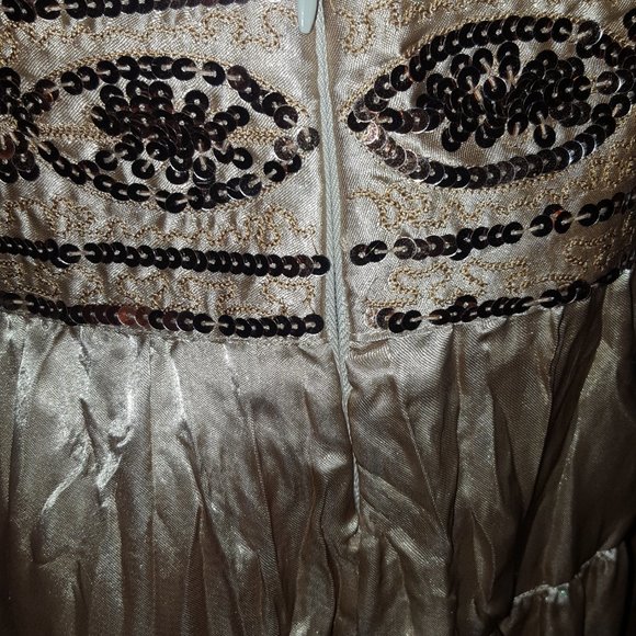 🎈gold satin skirt - Picture 2 of 3